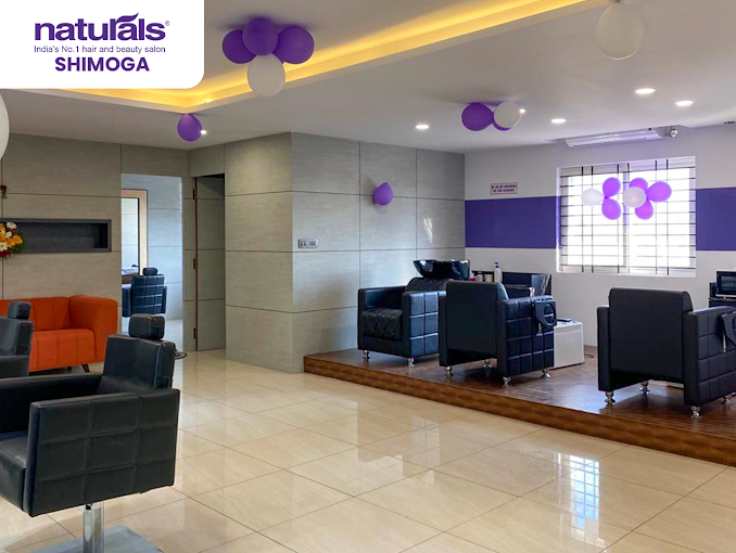 Naturals Salon